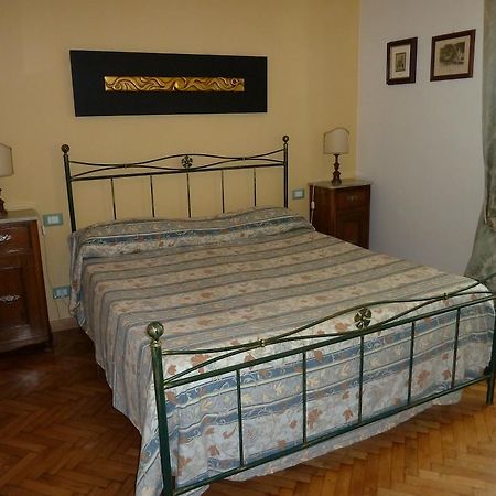 Apartamento Casa Titty Serre Di Rapolano Habitación foto